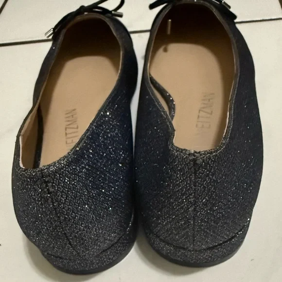 Stuart Weitzman
Sleek Bow Leather-Trimmed Sparkle Mesh Flats/ Size 8/ Like New - Picture 8 of 8